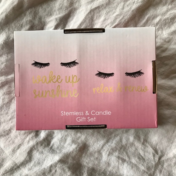 Candle and stemless wine glass gift set - Picture 3 of 6